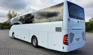 Czy kursuje autobus Białystok Kołobrzeg? Sprawdź rozkład i ceny!