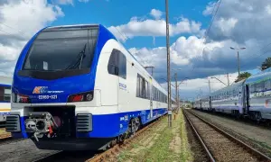 Nowy pociąg ED160-021 PKP Intercity gotowy do podróży z Poznania do Lublina.
