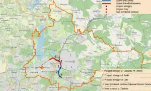 Mapa przedstawia przebieg dróg i linii kolejowych w okolicach Dąbrowy Górniczej, z zaznaczonymi przejazdami i przystankami.