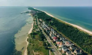 Ile kilometrów jest z Jastarni na Hel? Poznaj wszystkie szczegóły podróży