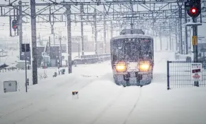 Jak uzyskać fakturę za bilet PKP - uniknij problemów z dokumentami