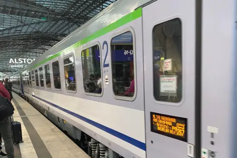 Pociąg IC 58 Gedania z Gniezna do Berlina Hbf. Czekam na podróż do stolicy Niemiec.