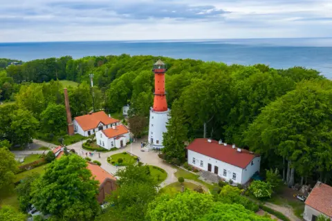 Jastrzębia Góra czy warto jechać? Odkryj ukryte skarby tej miejscowości