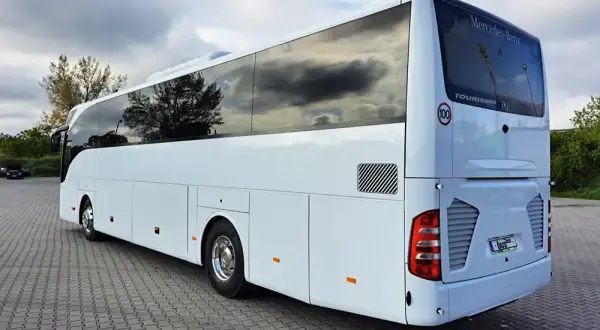 Czy kursuje autobus Białystok Kołobrzeg? Sprawdź rozkład i ceny!