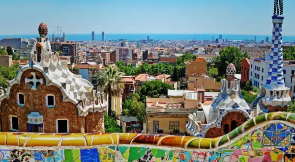 W jakim kraju leży Barcelona? Odkryj jej miejsce w Hiszpanii