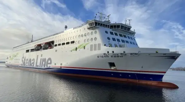 Gdynia-Karlskrona: Ile trwa rejs promem? Praktyczny przewodnik