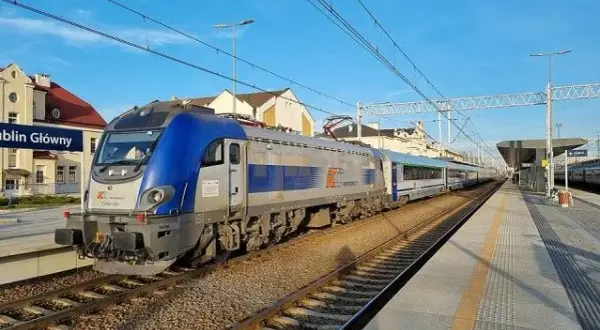 Czy w pociągach Intercity jest wifi? Sprawdź, co musisz wiedzieć