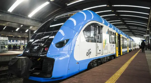 Czy można anulować bilet PKP? Poznaj zasady i uniknij strat