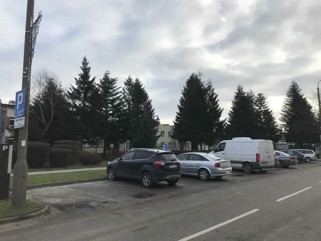 Zdjęcie Gdzie zaparkować w Władysławowie? Najlepsze opcje parkingowe i porady