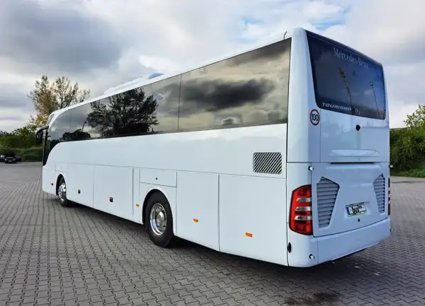 Czy kursuje autobus Białystok Kołobrzeg? Sprawdź rozkład i ceny!