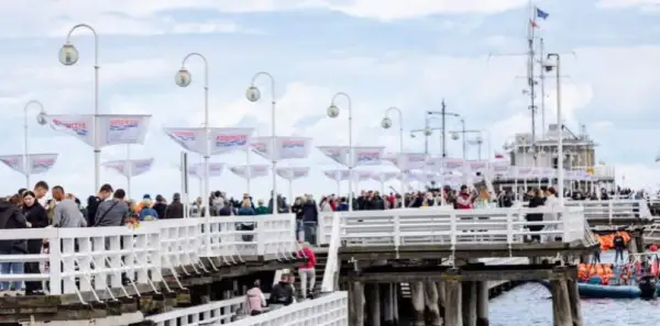 Ile ludzi mieszka w Sopocie? Zaskakujące dane o populacji miasta