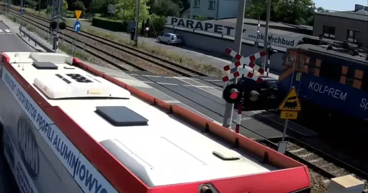 Dojazd do Częstochowy - pociąg, auto czy autobus?
